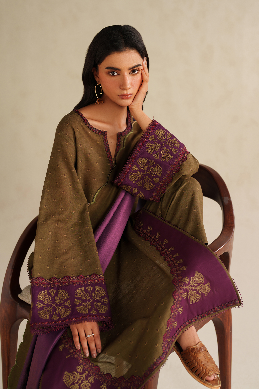 Iznik | Winter Chapter 25 | UE-573 Printed Khaddar - Casual Dress - available at Maria Faisal in UK and USA.