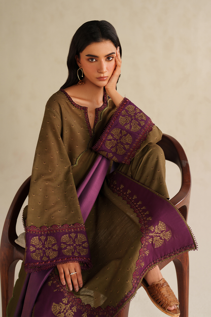 Iznik | Winter Chapter 25 | UE-573 Printed Khaddar - Casual Dress - available at Maria Faisal in UK and USA.