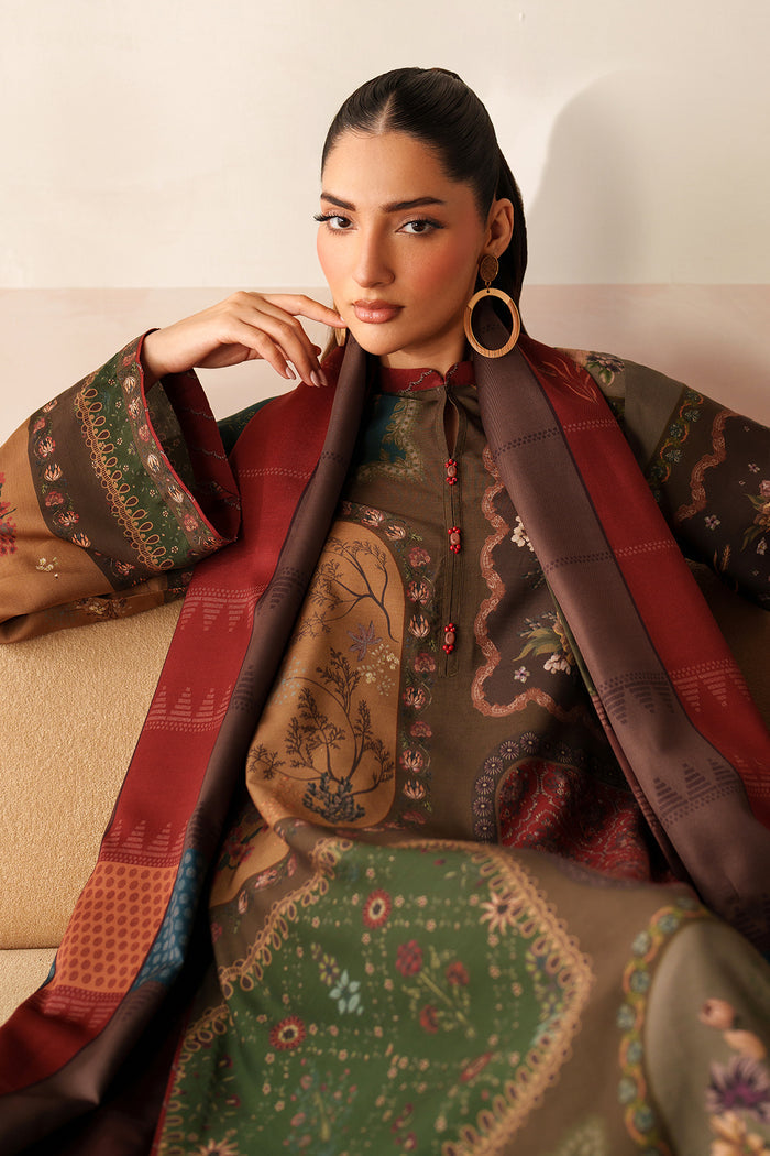 Baroque | Luxury Pret 25 | UF-4286 - Formal Dress - available at Maria Faisal in UK and USA.