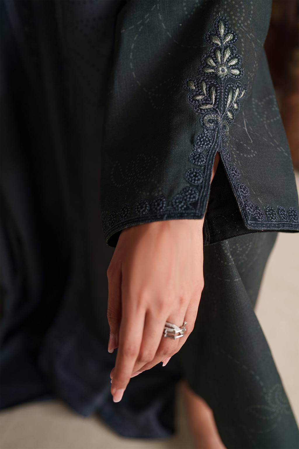 Iznik | Winter Chapter 25 | UE-572 Printed Khaddar - Casual Dress - available at Maria Faisal in UK and USA.