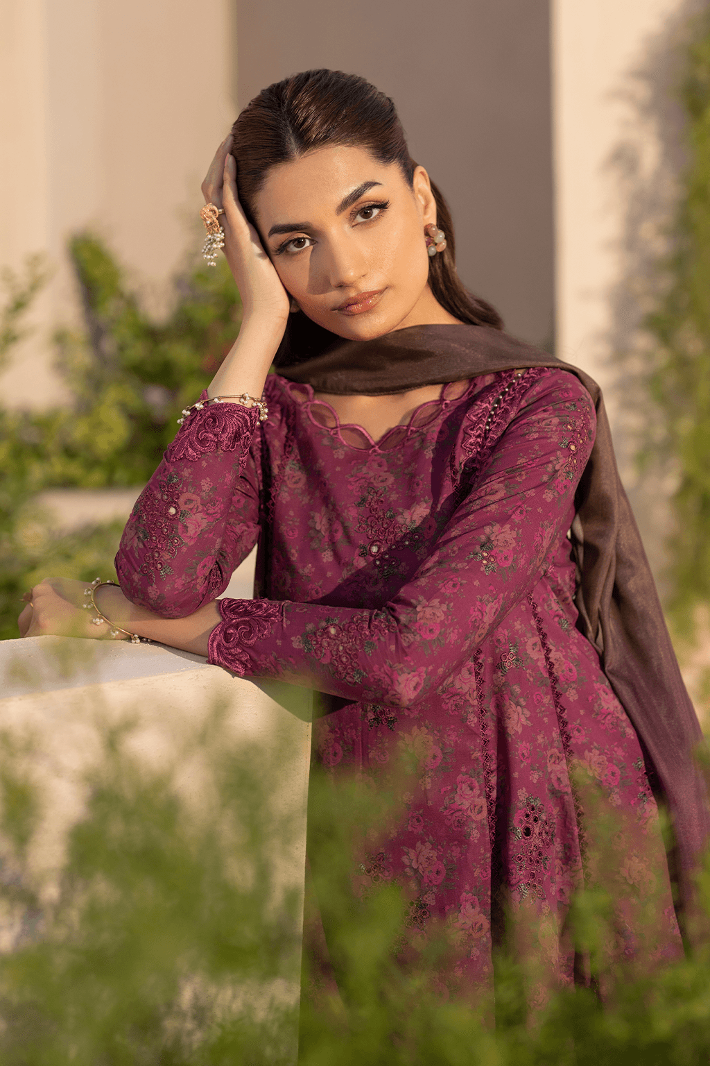 Iznik | Festive Lawn 25 | EFL-09 by Maria Faisal - Registered Vendor of : Iznik - type : Ladies Clothes - 100% original wedding dresses