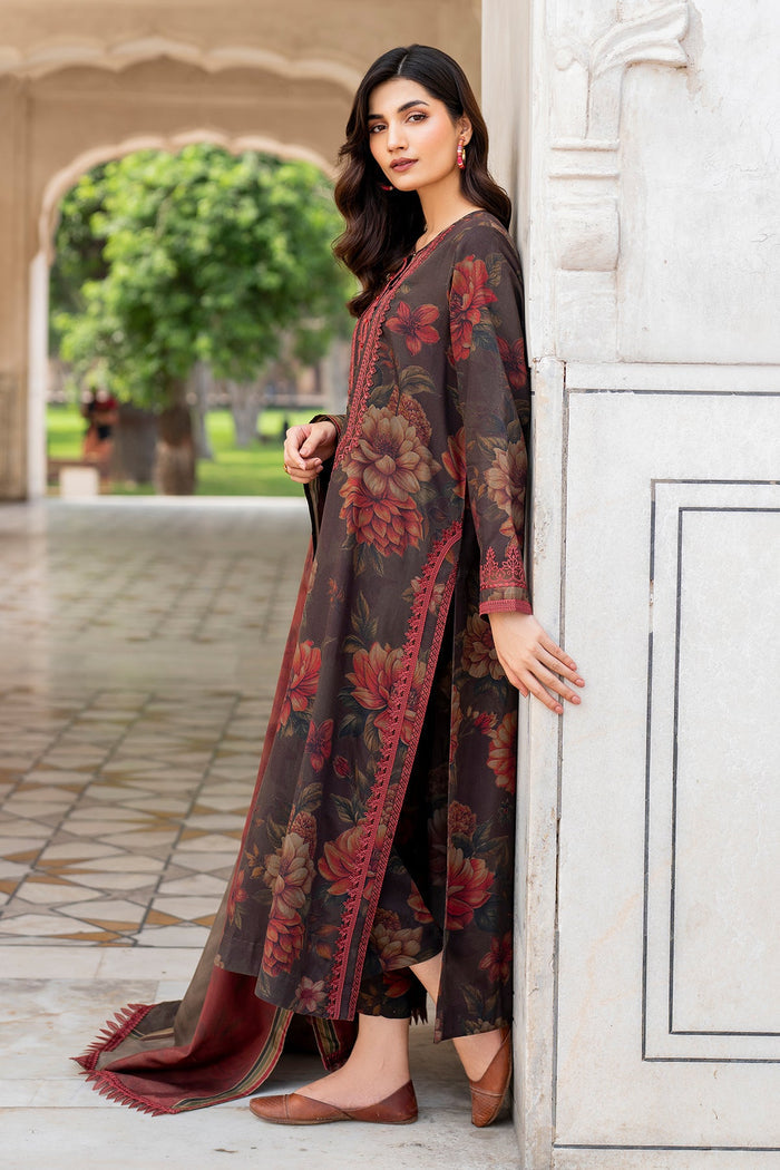 Baroque | Luxury Pret 25 | UF-735 - Formal Dress - available at Maria Faisal in UK and USA.