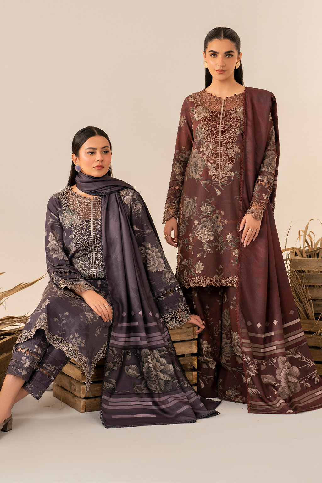 Iznik | Exclusive Winter | UE-349 - Ladies Clothes - Maria Faisal