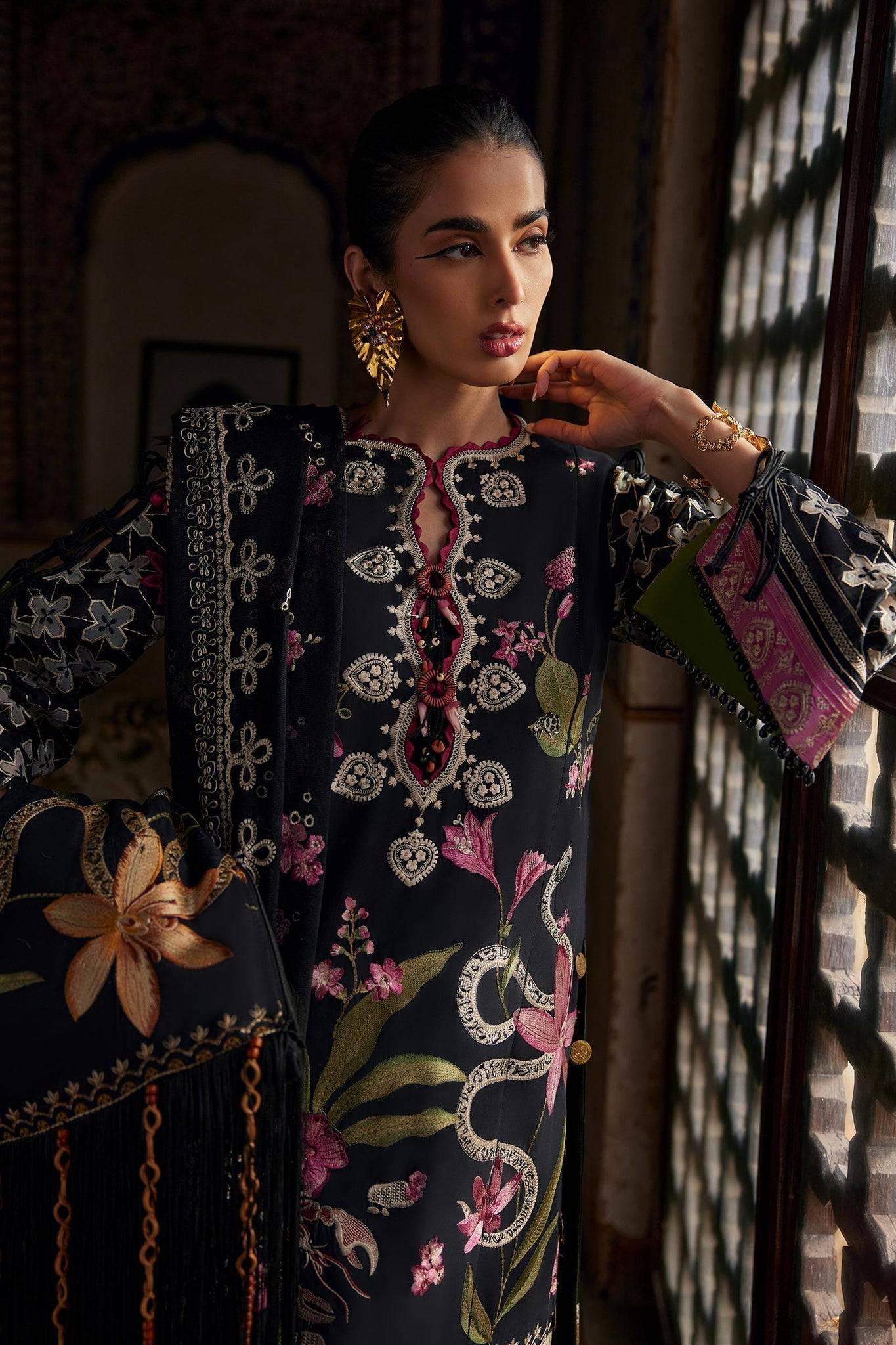 Elan | Luxury Lawn 25 | AZUREH (EL25-04 A) by Maria Faisal - Registered Vendor of : Elan - type : Ladies Clothes - 100% original wedding dresses