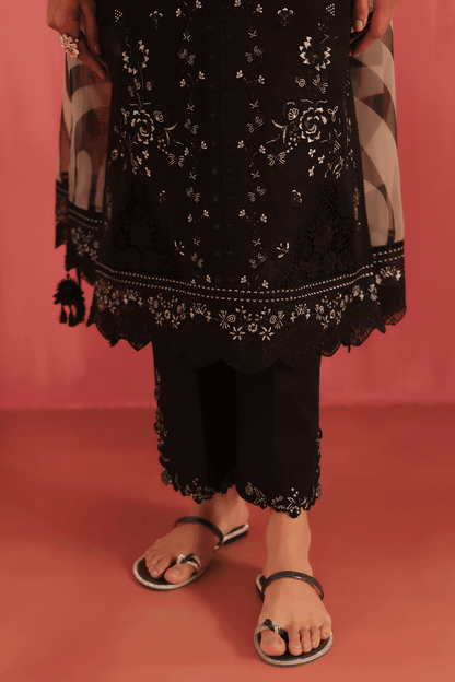 Seran | Nayab Eid Lawn | ZORA by Maria Faisal - Registered Vendor of : Seran - type : Ladies Clothes - 100% original wedding dresses