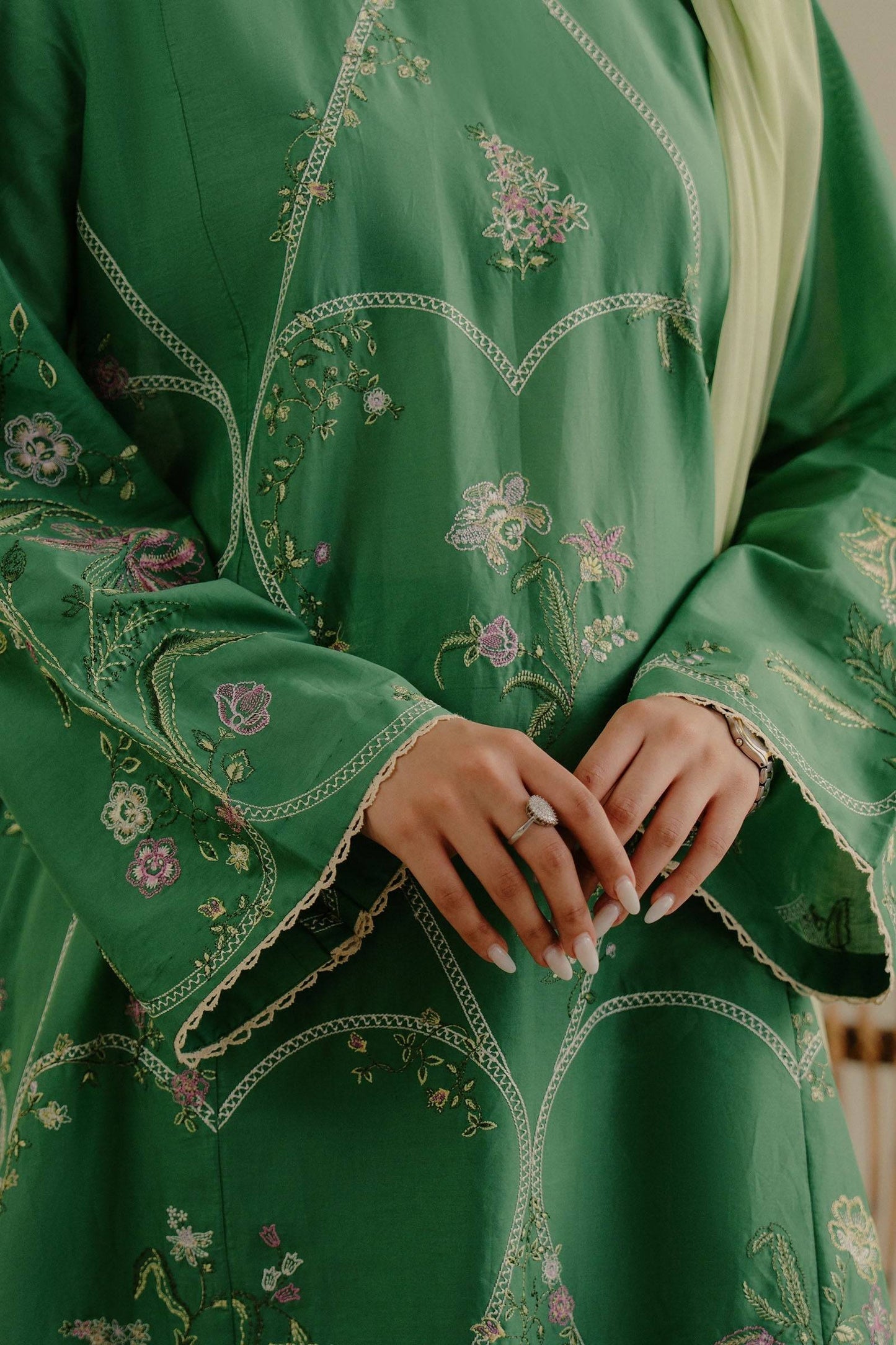 Zara Shahjahan | Coco Lawn 25 | Tara-8B by Maria Faisal - Registered Vendor of : Zara Shahjahan - type : Ladies Clothes - 100% original wedding dresses