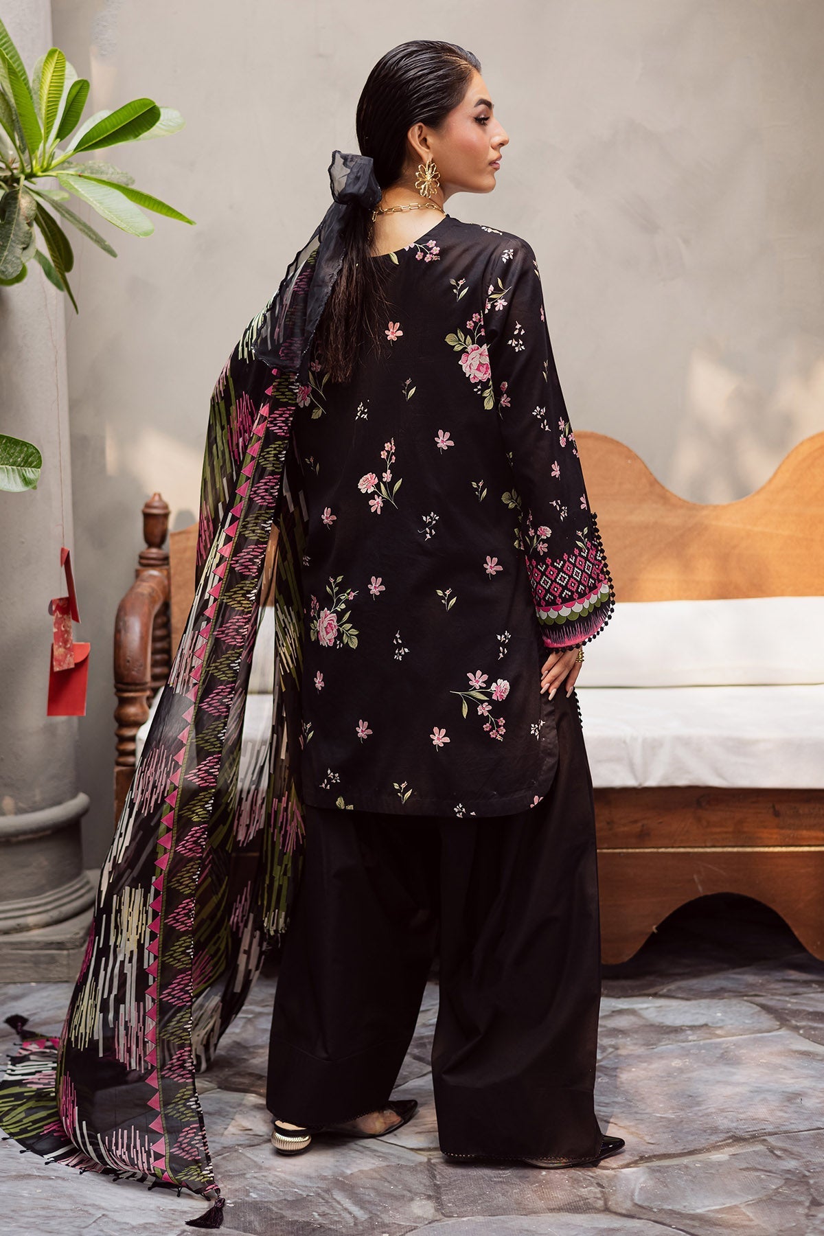 Nureh | Signature Prints 26 | SP-162 - Luxury Dress - available at Maria Faisal in UK and USA.