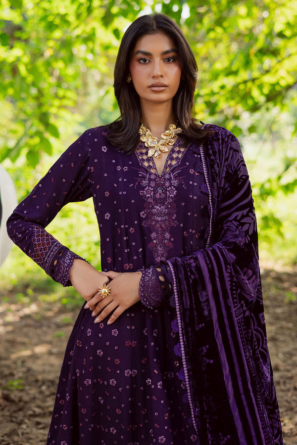 NE-187 – authentic Pakistani dress from the Exclusive Leather Peach collection for women in the UK