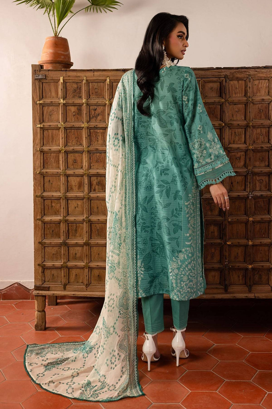 Nureh | Printed lawn 25 | SP-139 by Maria Faisal - Registered Vendor of : Nureh - type : Ladies Clothes - 100% original wedding dresses