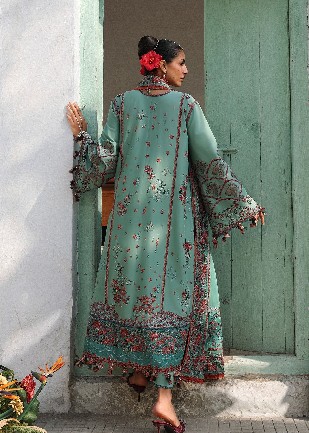Hussain Rehar | Kalabagh Luxury Lawn 26 | Verdant - Luxury Dress - available at Maria Faisal in UK and USA.