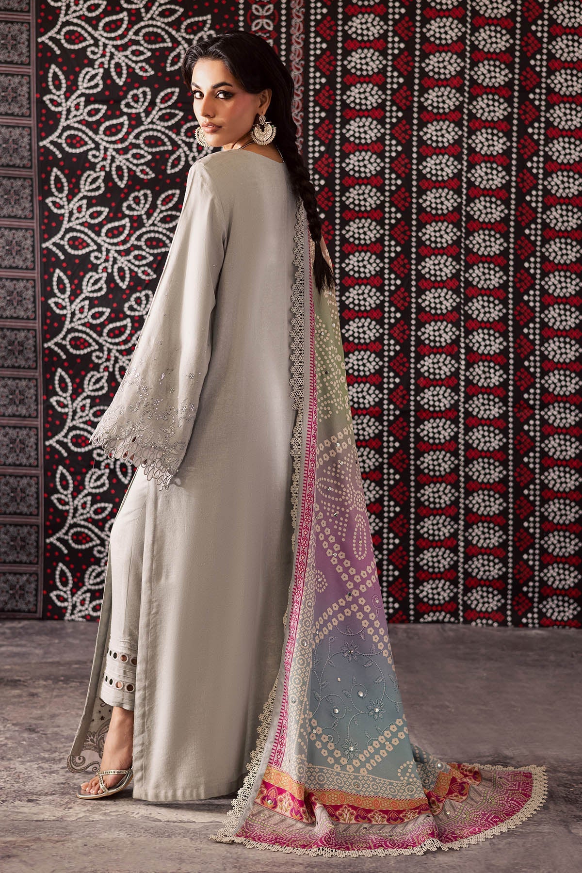 NE-207 – authentic Pakistani dress from the Bazaar Luxe 25 collection for women in the UK