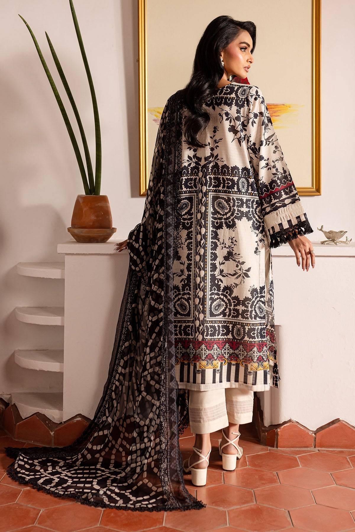 Nureh | Printed lawn 25 | SP-135 by Maria Faisal - Registered Vendor of : Nureh - type : Ladies Clothes - 100% original wedding dresses