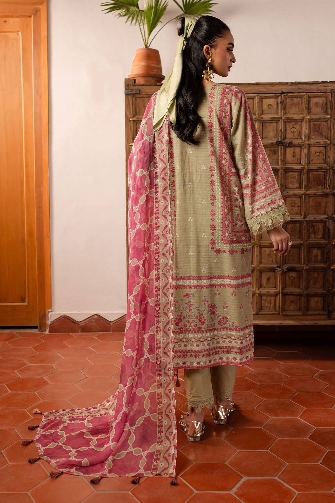 Nureh | Printed lawn 25 | SP-141 by Maria Faisal - Registered Vendor of : Nureh - type : Ladies Clothes - 100% original wedding dresses
