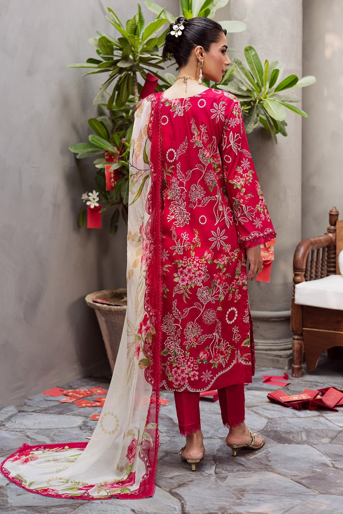 Nureh | Signature Prints 26 | SP-160 - Luxury Dress - available at Maria Faisal in UK and USA.