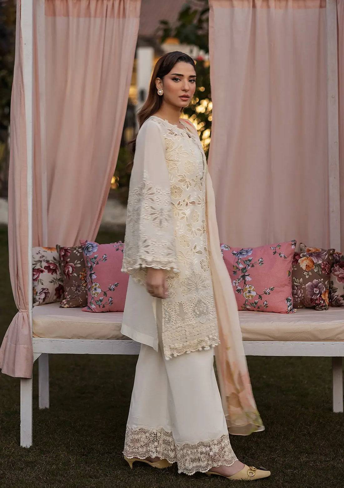 Kahf Premium | Luxury Lawn 25 | KLR-07 Miriam by Maria Faisal - Registered Vendor of : Kahf Premium - type : Ladies Clothes - 100% original wedding dresses