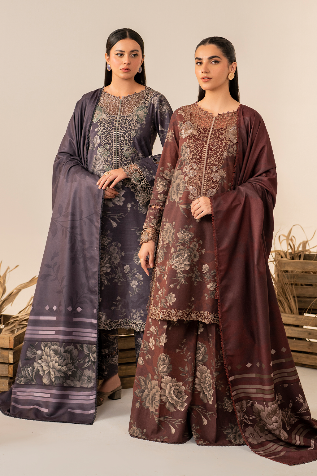 Iznik | Exclusive Winter | UE-350 - Ladies Clothes - Maria Faisal