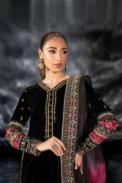 Naqshi | Makhmal 24 | ADHAN - Ladies Clothes - Maria Faisal