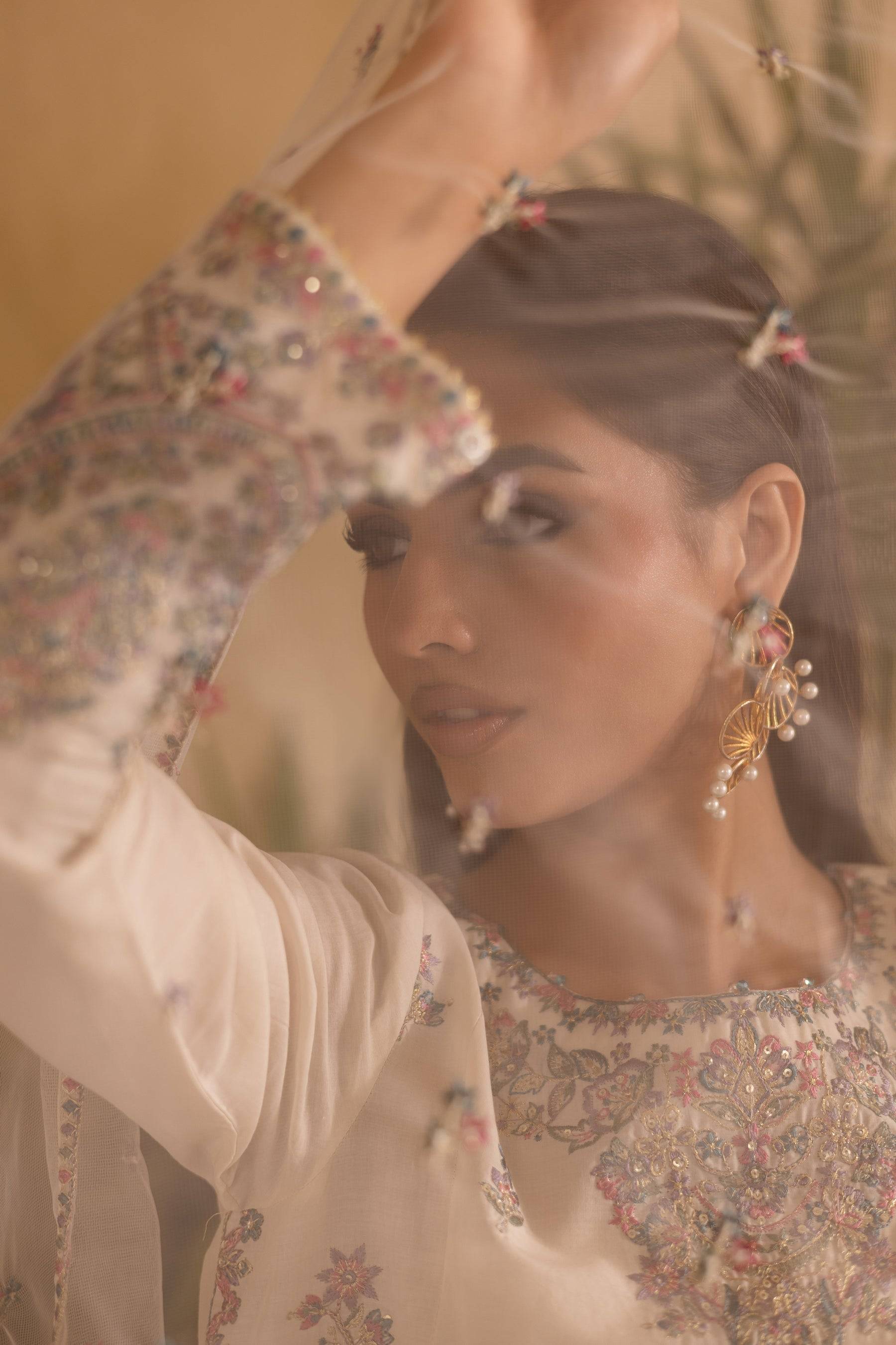 Batik | Nyra Embroidered Summer Solids | White Dove by Maria Faisal - Registered Vendor of : Batik - type : Ladies Clothes - 100% original wedding dresses