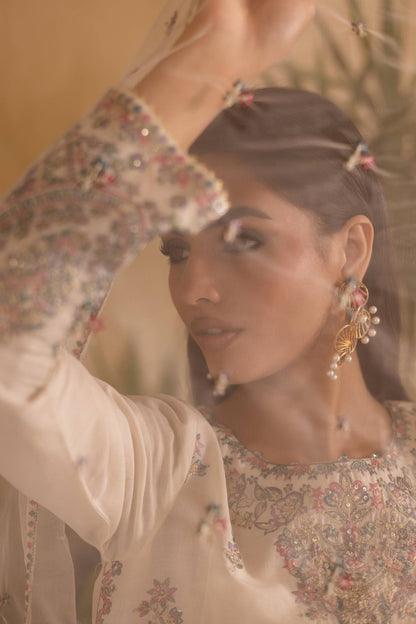 Batik | Nyra Embroidered Summer Solids | White Dove by Maria Faisal - Registered Vendor of : Batik - type : Ladies Clothes - 100% original wedding dresses