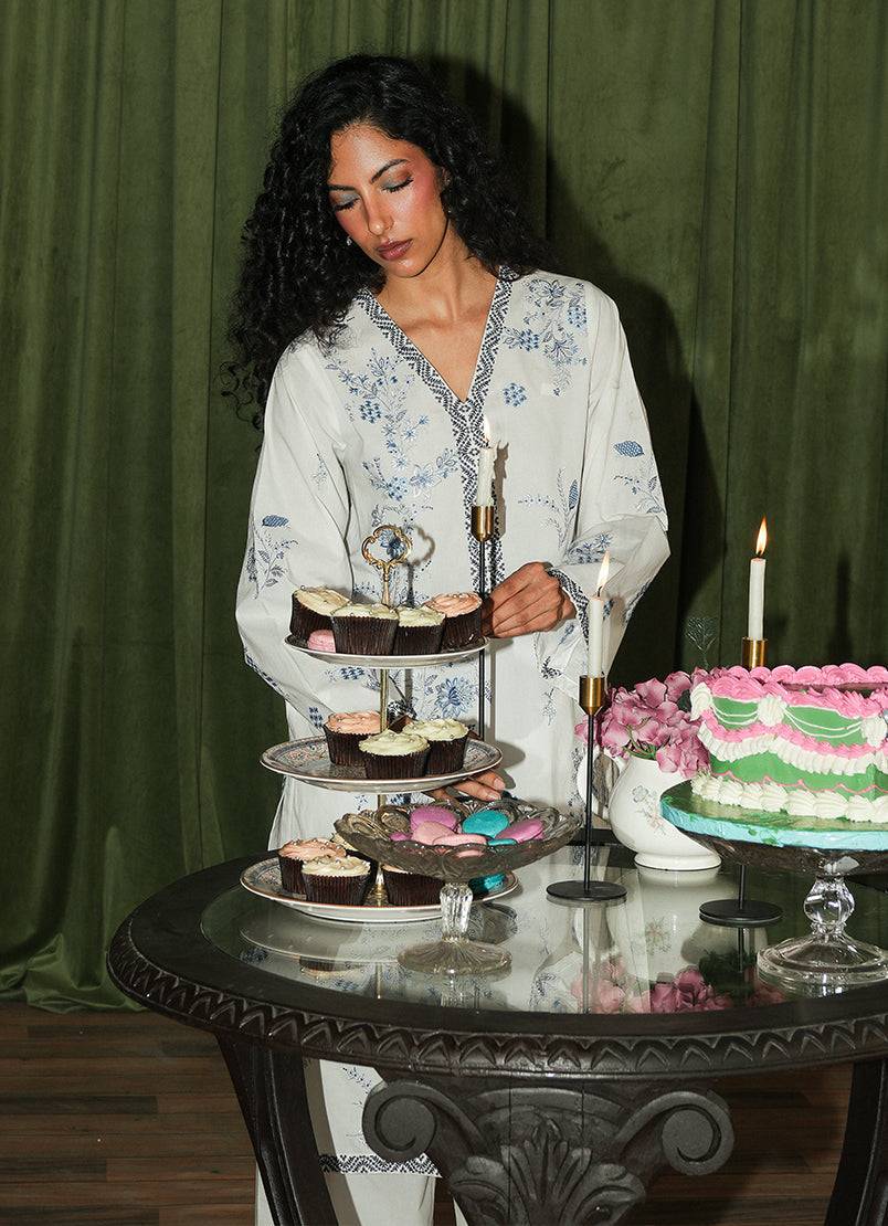 Image | Spring the Tea | ICSE-214191-12524 by Maria Faisal - Registered Vendor of : Image - type : Ladies Clothes - 100% original wedding dresses