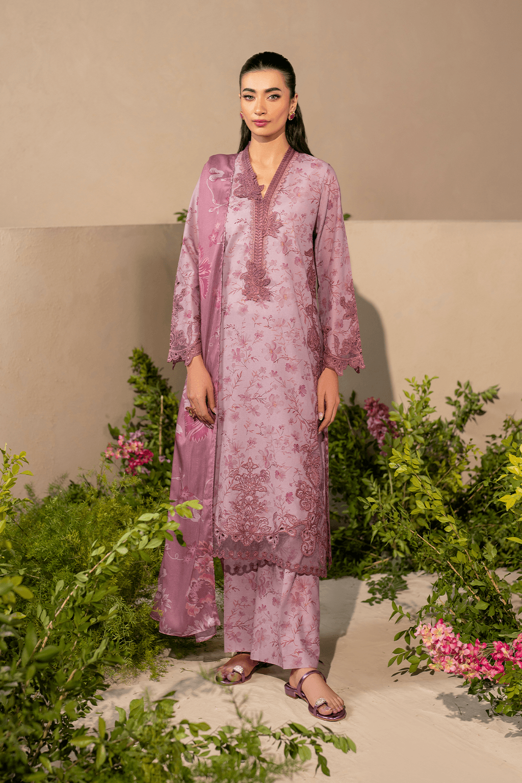 Iznik | Festive Lawn 25 | EFL-04 by Maria Faisal - Registered Vendor of : Iznik - type : Ladies Clothes - 100% original wedding dresses