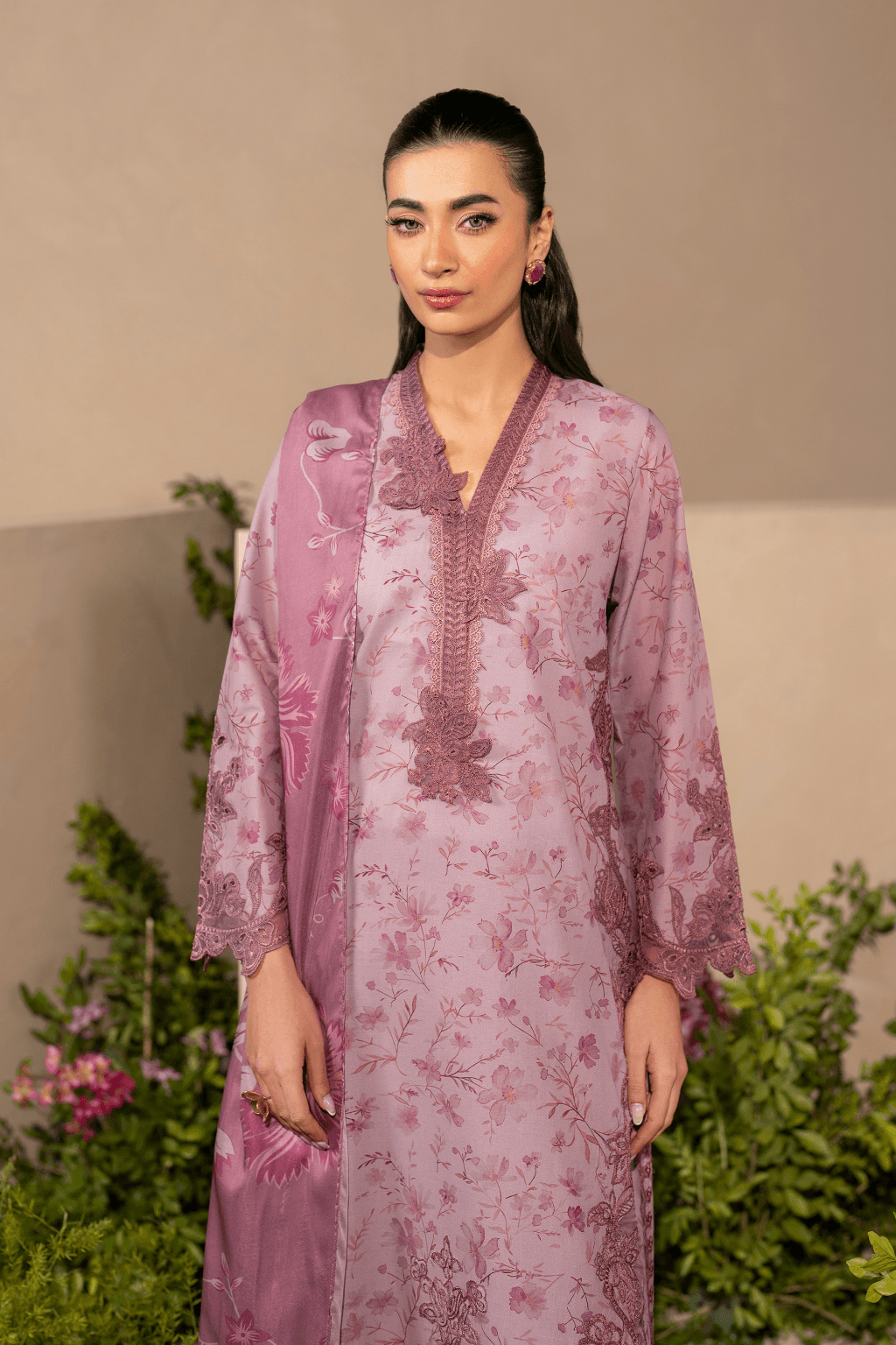 Iznik | Festive Lawn 25 | EFL-04 by Maria Faisal - Registered Vendor of : Iznik - type : Ladies Clothes - 100% original wedding dresses
