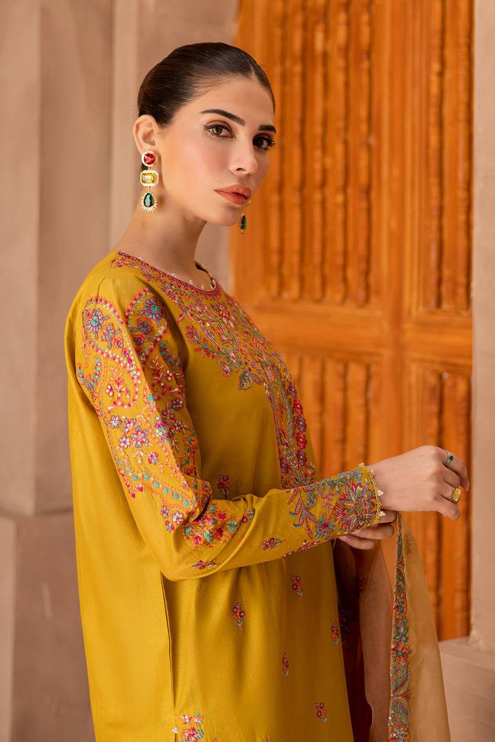 Batik | Ophelia Luxury Pret | Arwen by Maria Faisal - Registered Vendor of : Batik - type : Ladies Clothes - 100% original wedding dresses