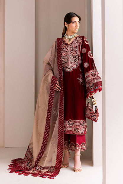 Velzari – authentic Pakistani dress from the Makhmal Luxury Velvet Edit collection for women in the UK