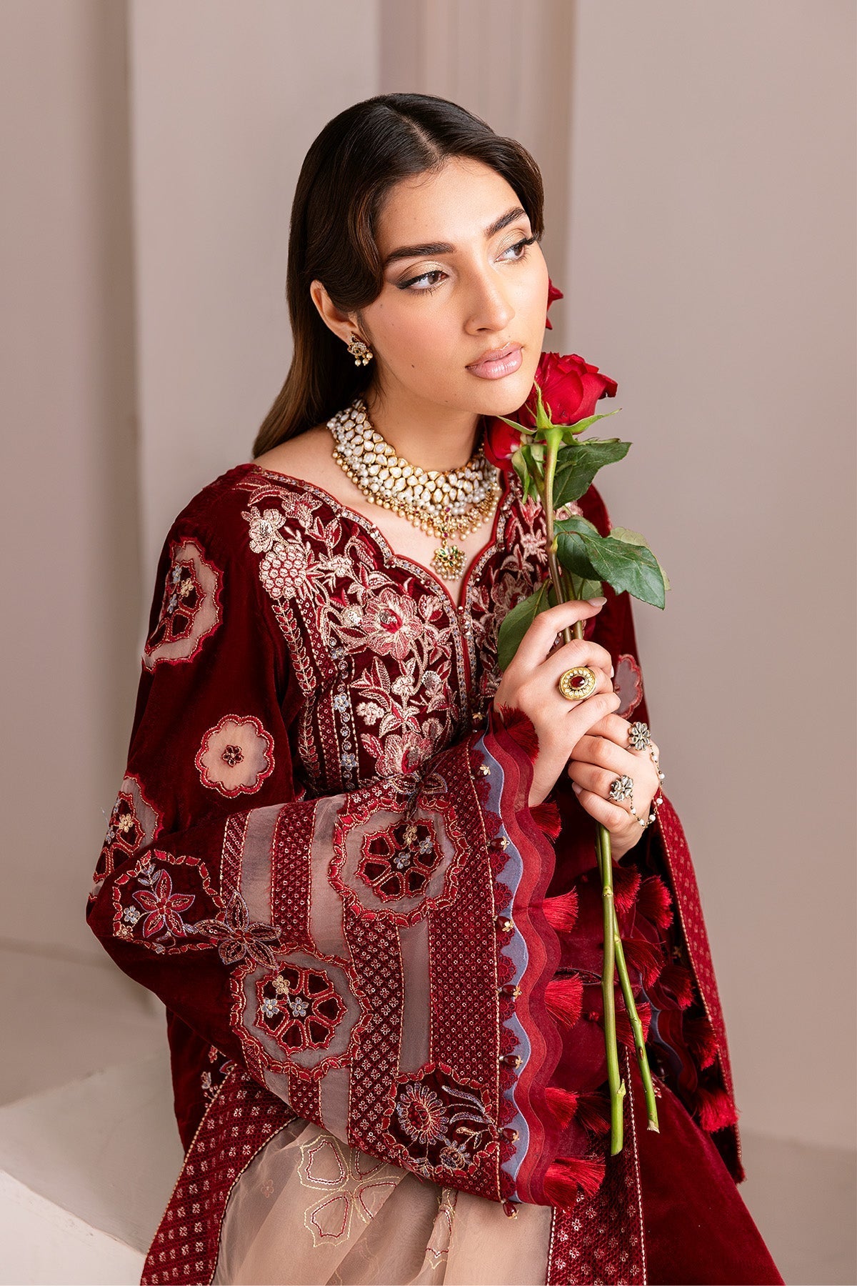 Velzari – authentic Pakistani dress from the Makhmal Luxury Velvet Edit collection for women in the UK