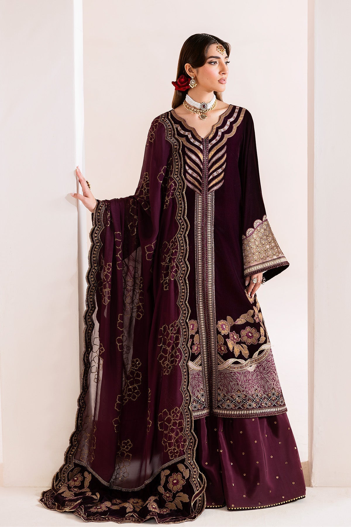 Mehree – authentic Pakistani dress from the Makhmal Luxury Velvet Edit collection for women in the UK
