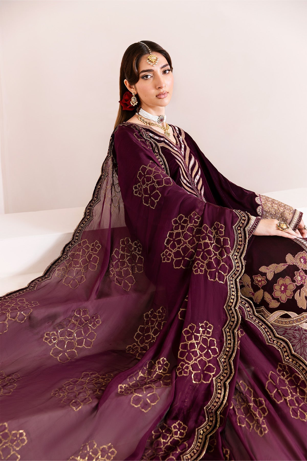 Mehree – authentic Pakistani dress from the Makhmal Luxury Velvet Edit collection for women in the UK