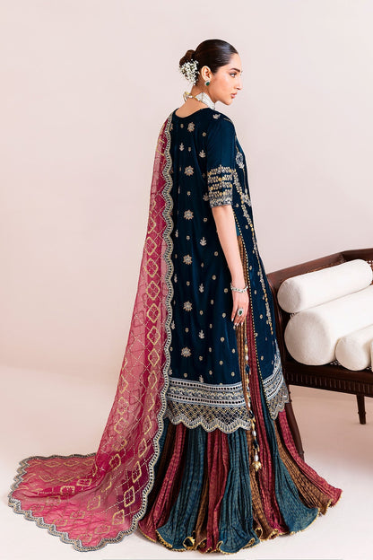 Mehroob – authentic Pakistani dress from the Makhmal Luxury Velvet Edit collection for women in the UK