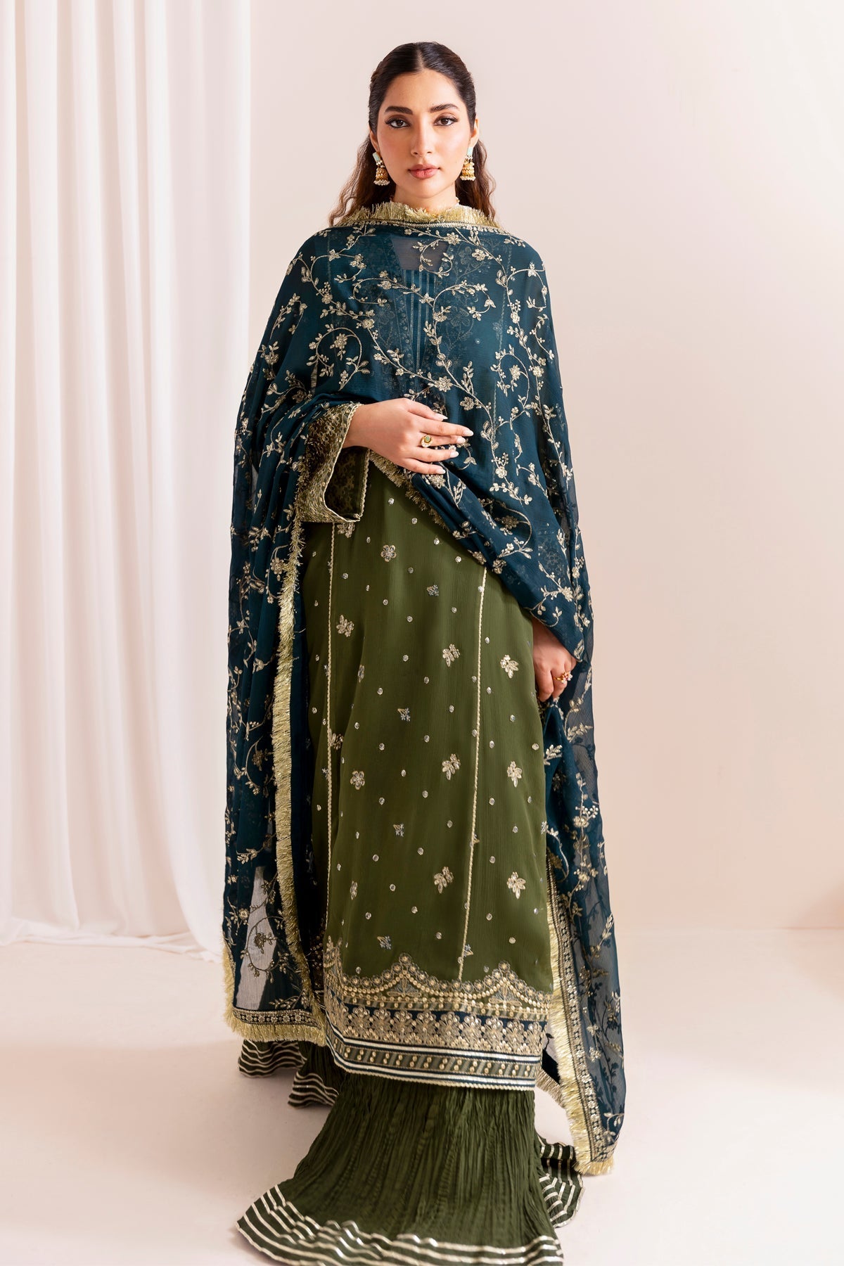 MAHVASH – authentic Pakistani dress from the Luxury Formals 25 collection for women in the UK