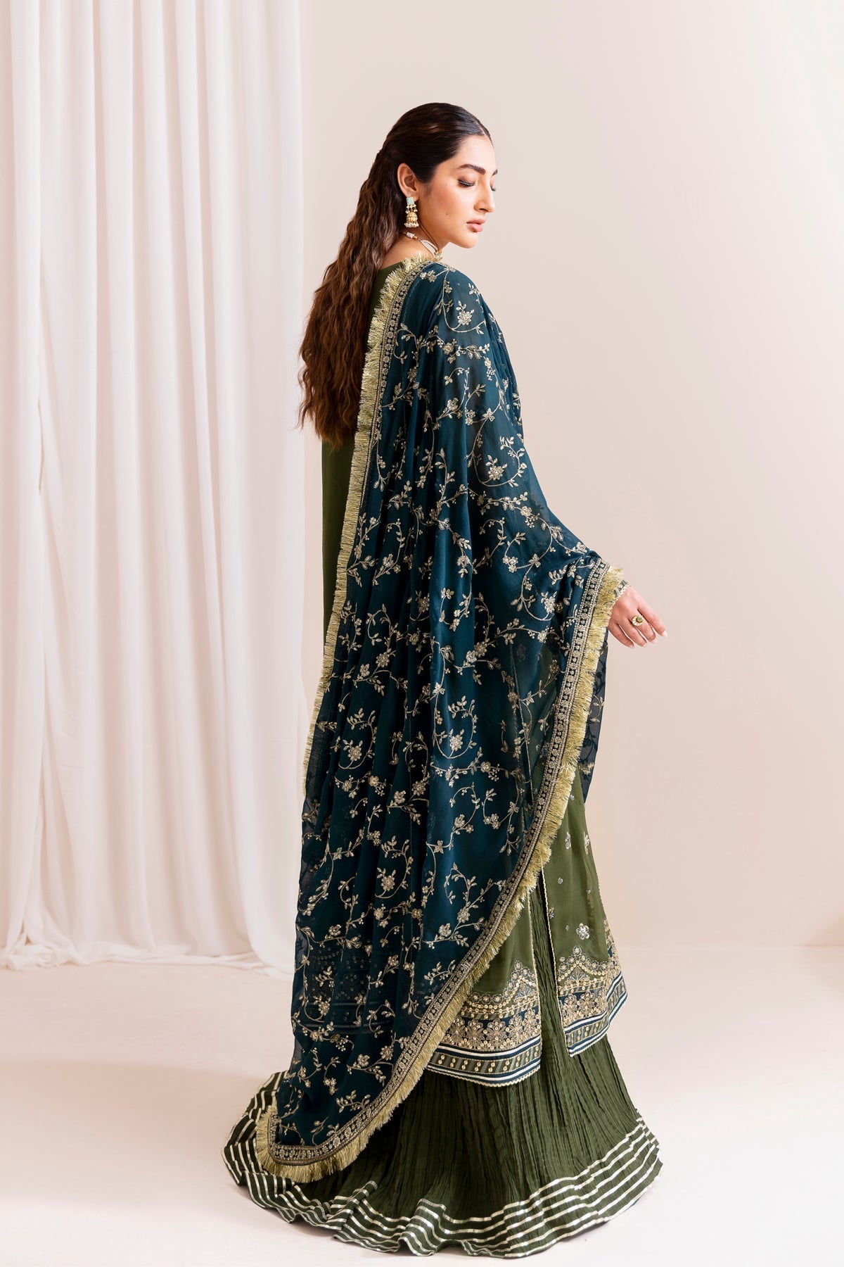 MAHVASH – authentic Pakistani dress from the Luxury Formals 25 collection for women in the UK