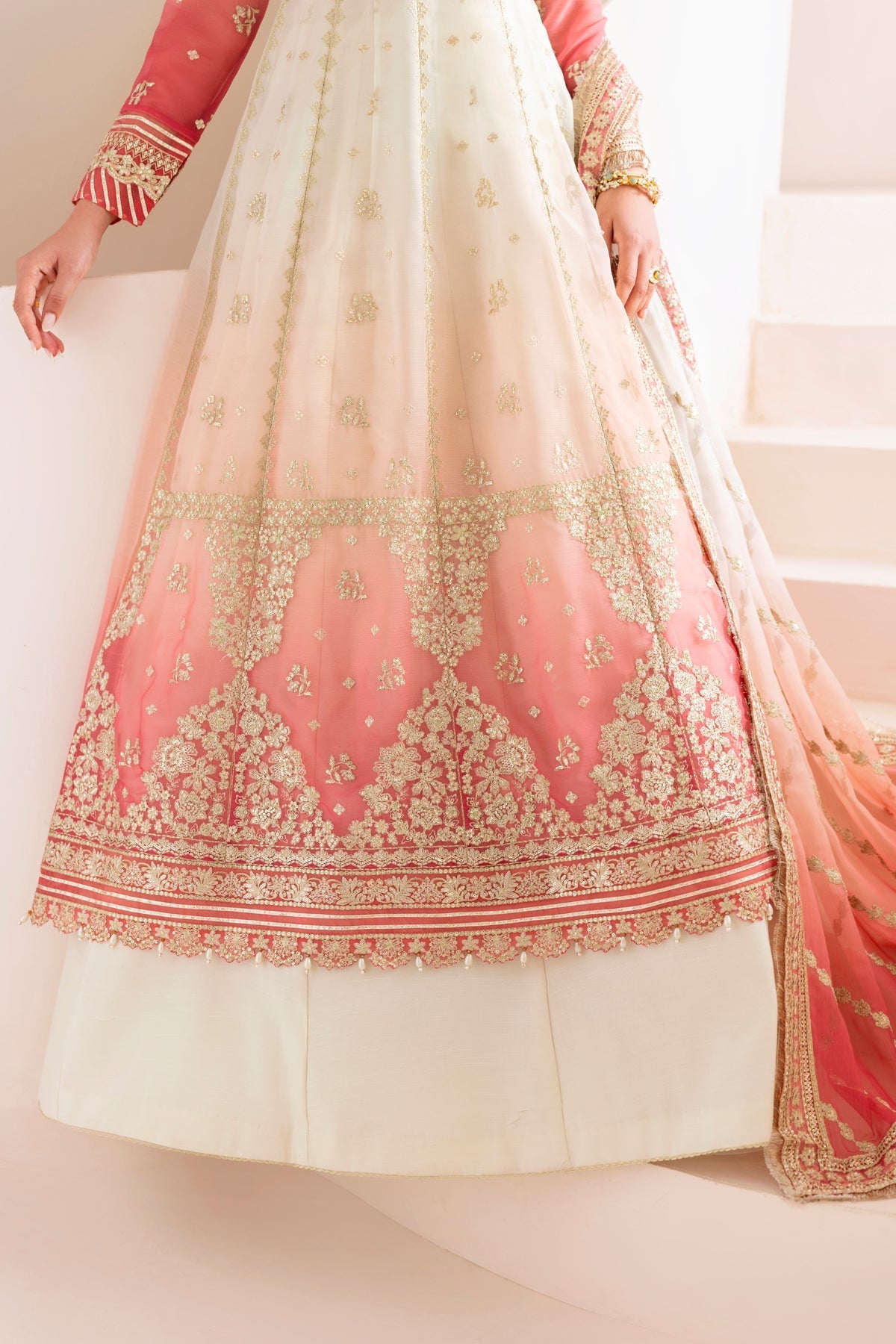 MAHLAQA – authentic Pakistani dress from the Luxury Formals 25 collection for women in the UK