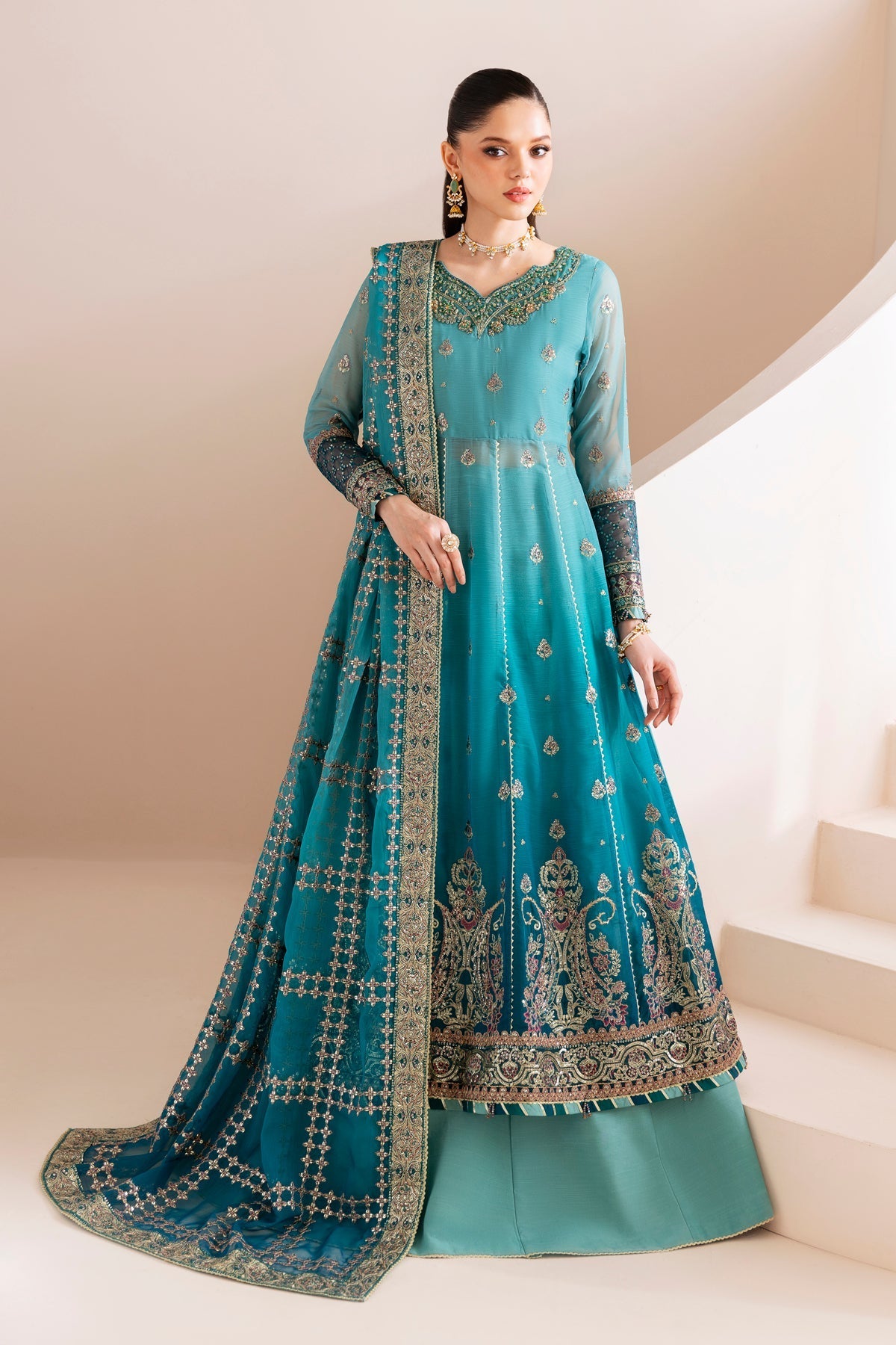 HAVENA – authentic Pakistani dress from the Luxury Formals 25 collection for women in the UK