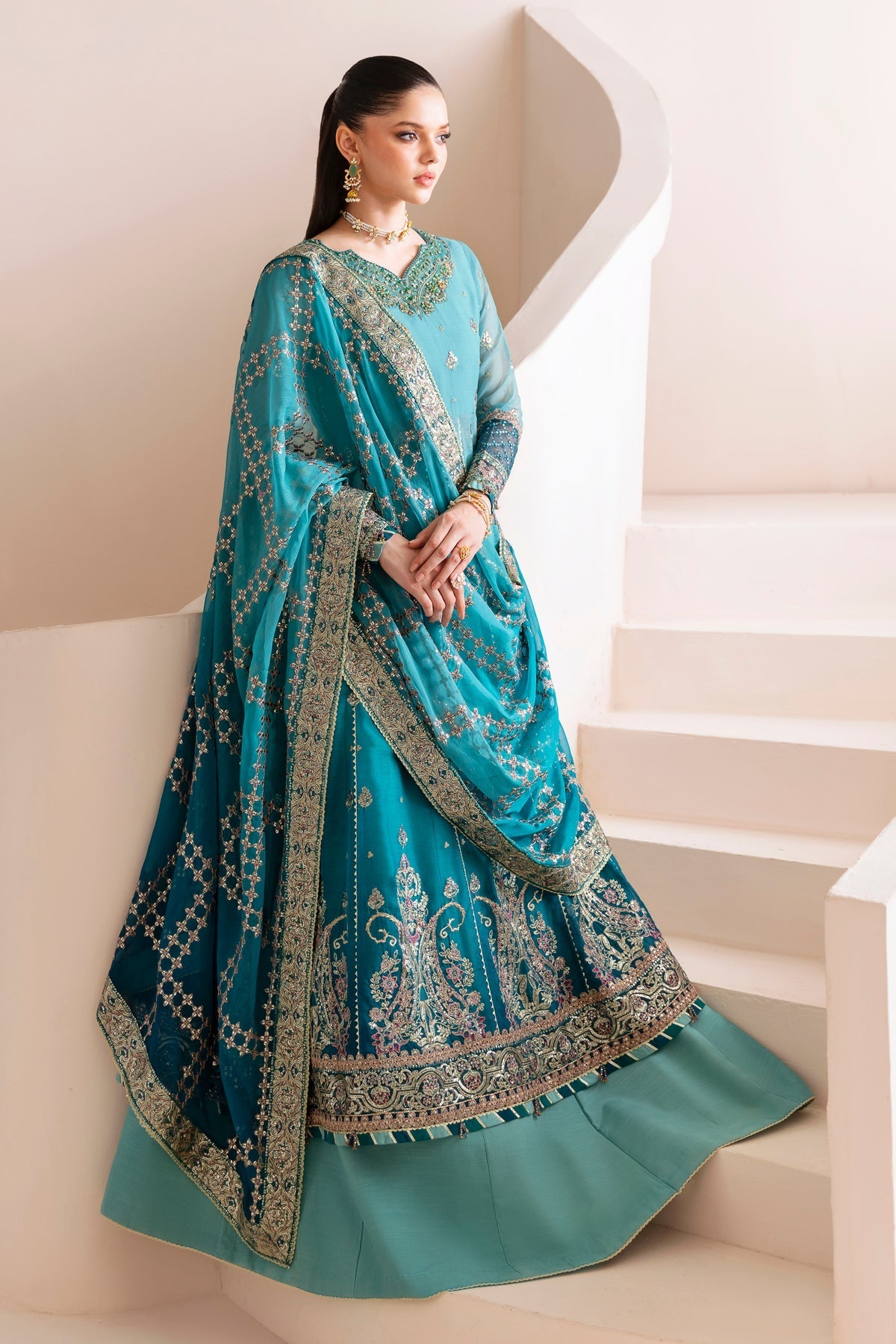 HAVENA – authentic Pakistani dress from the Luxury Formals 25 collection for women in the UK