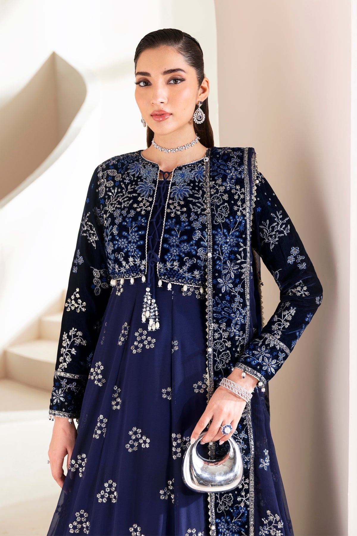 MAKLINA – authentic Pakistani dress from the Luxury Formals 25 collection for women in the UK