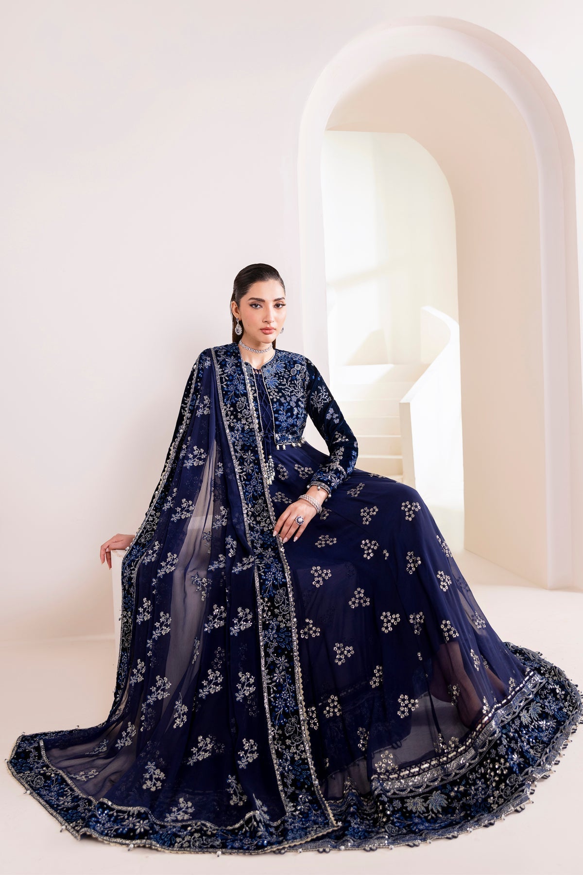MAKLINA – authentic Pakistani dress from the Luxury Formals 25 collection for women in the UK