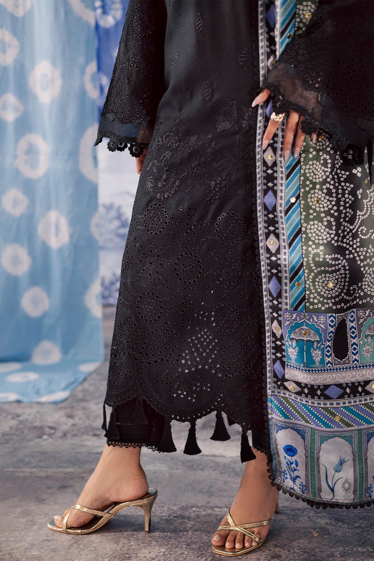 NE-209 – authentic Pakistani dress from the Bazaar Luxe 25 collection for women in the UK
