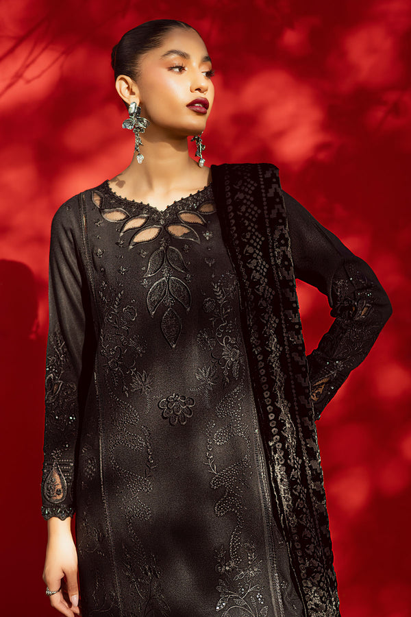 NE-191 – authentic Pakistani dress from the Exclusive Leather Peach collection for women in the UK