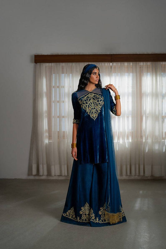 Caia | Luxury Velvet Edit 25 | Roselle (Blue) by Maria Faisal - Registered Vendor of : Caia - type : Ladies Clothes - 100% original wedding dresses