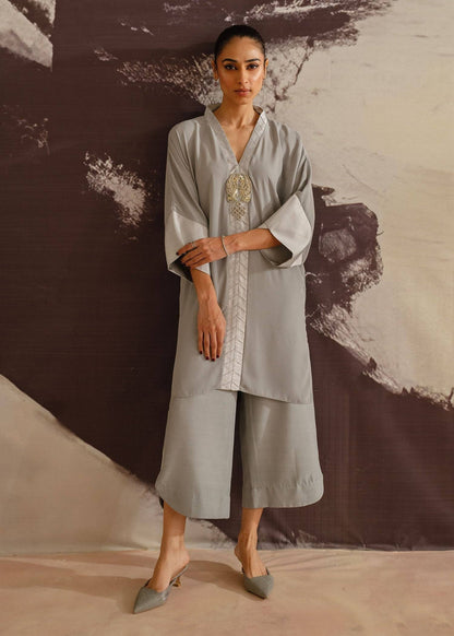 Mahgul | Eye of Cemal | Grey Jewel by Maria Faisal - Registered Vendor of : Mahgul - type : Ladies Clothes - 100% original wedding dresses