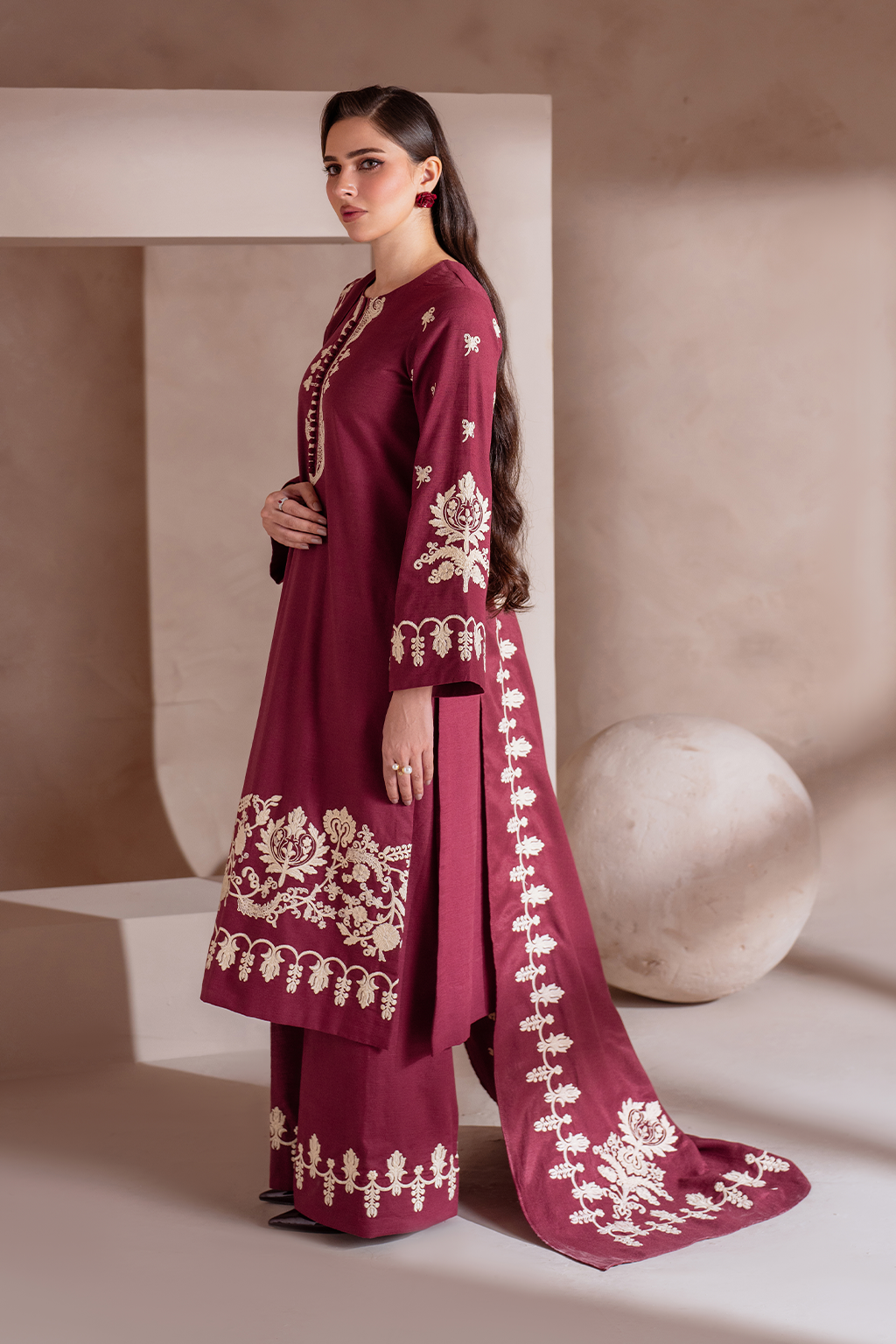 Iznik | Exclusive Winter | UE-362 - Ladies Clothes - Maria Faisal
