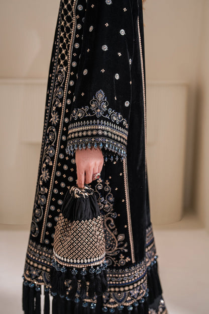 Baroque | Jahanara Luxury Velvet 24 | UF-755 - Designer Dress with Intricate embroidery and embellishments. Shop elegent wedding dress at Maria Faisal.