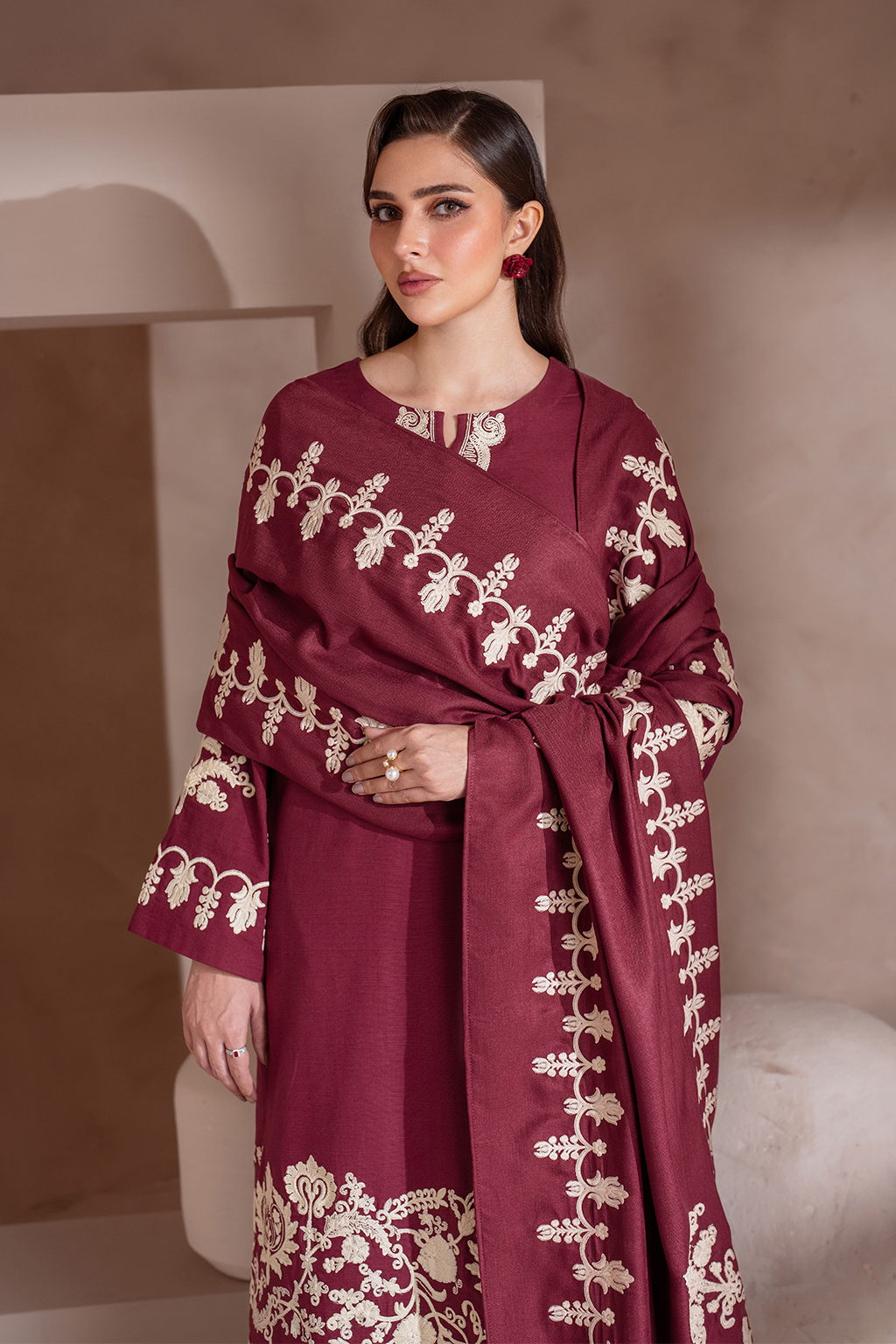 Iznik | Exclusive Winter | UE-362 - Ladies Clothes - Maria Faisal