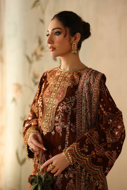 UF-4317 – authentic Pakistani dress from the Velvet 25 collection for women in the UK