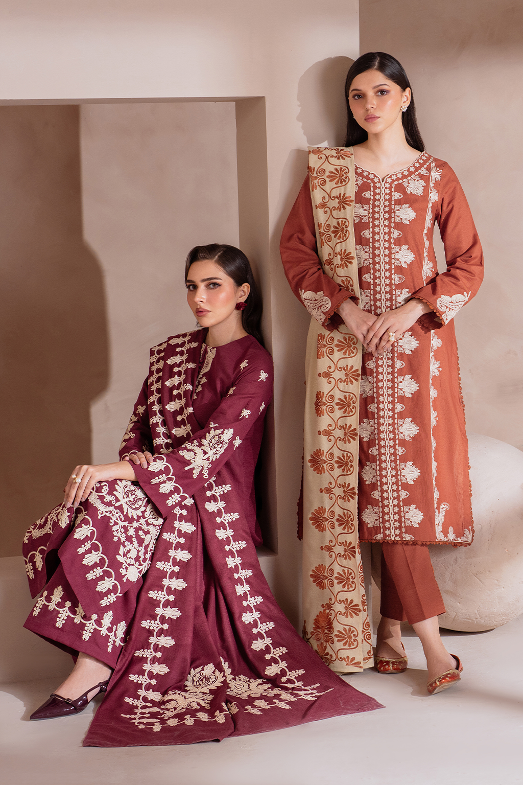 Iznik | Exclusive Winter | UE-362 - Ladies Clothes - Maria Faisal
