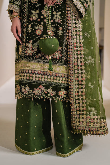 Baroque | Jahanara Luxury Velvet 24 | UF-756 - Designer Dress with Intricate embroidery and embellishments. Shop elegent wedding dress at Maria Faisal.