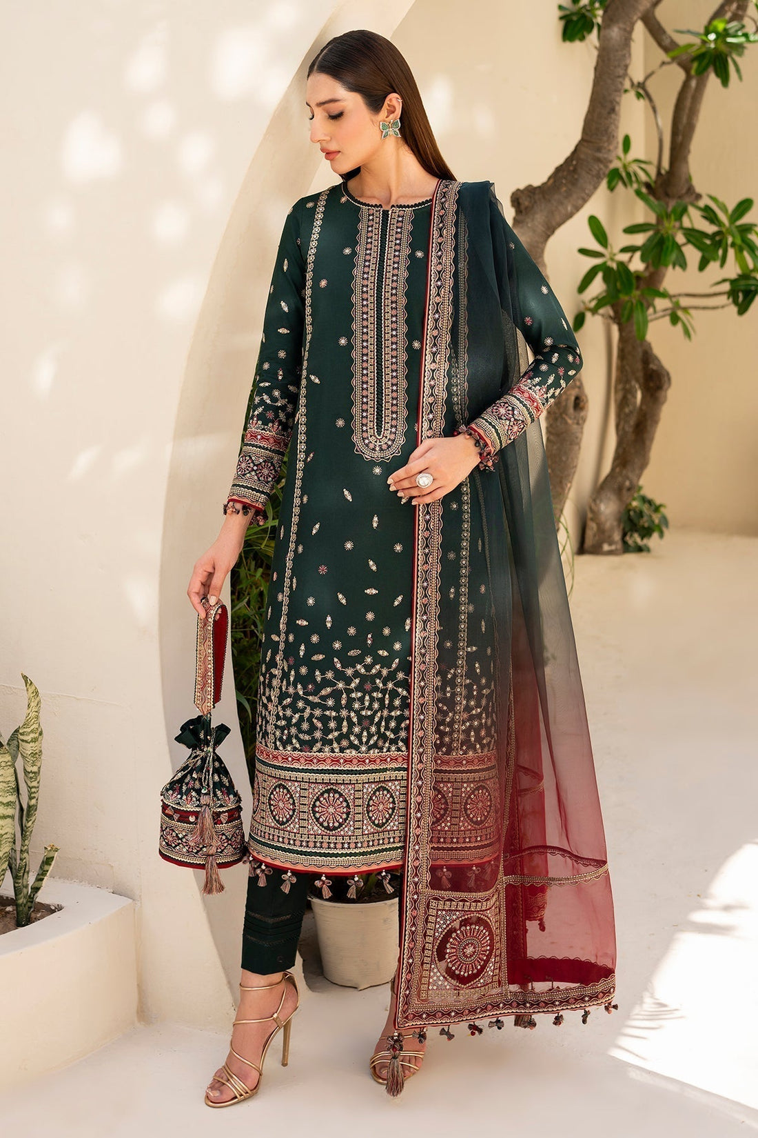 Jazmin | Irish Lawn SS 24 | D9 - Maria Faisal. 